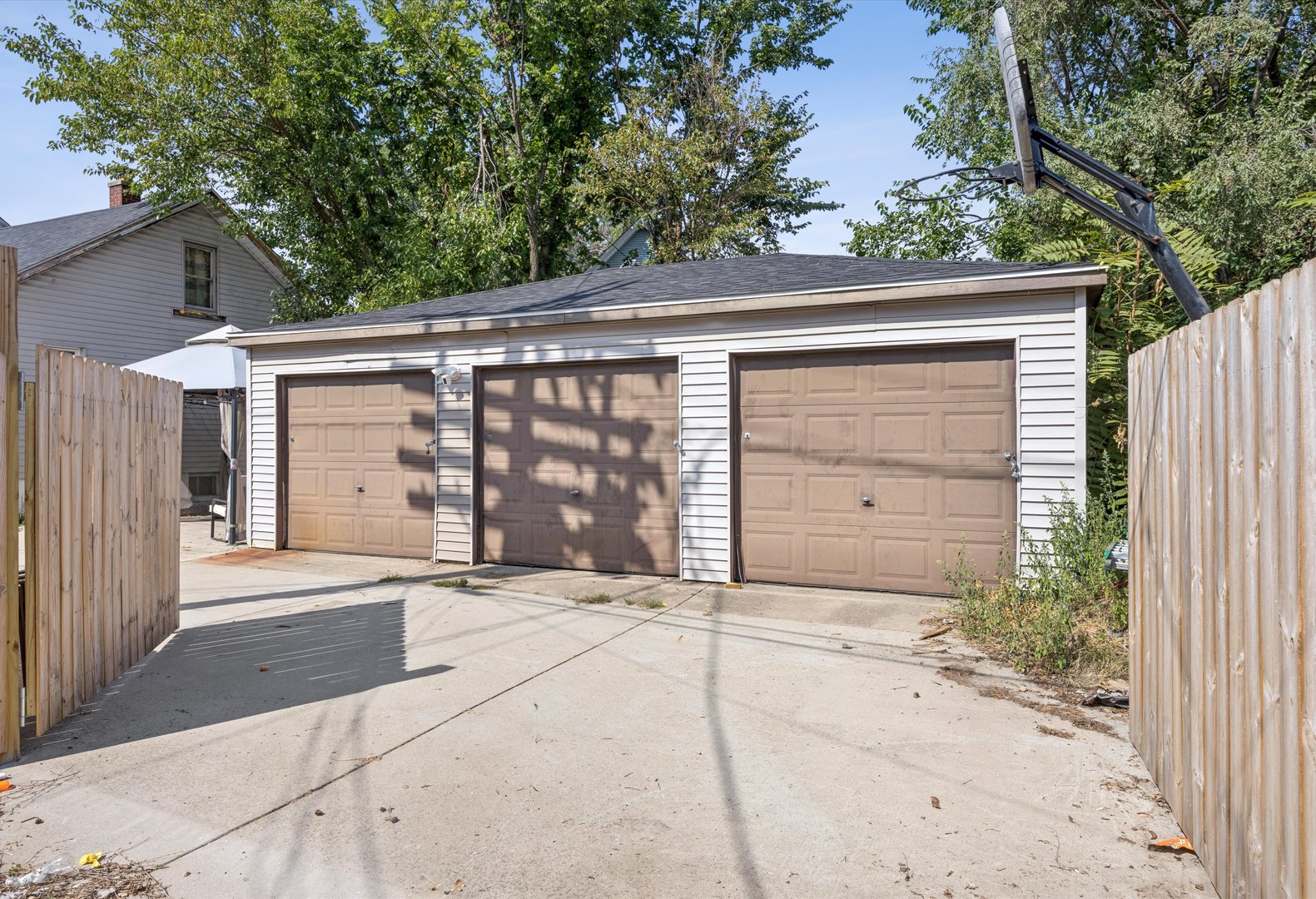 754 N Hickory Street Property Photo 21