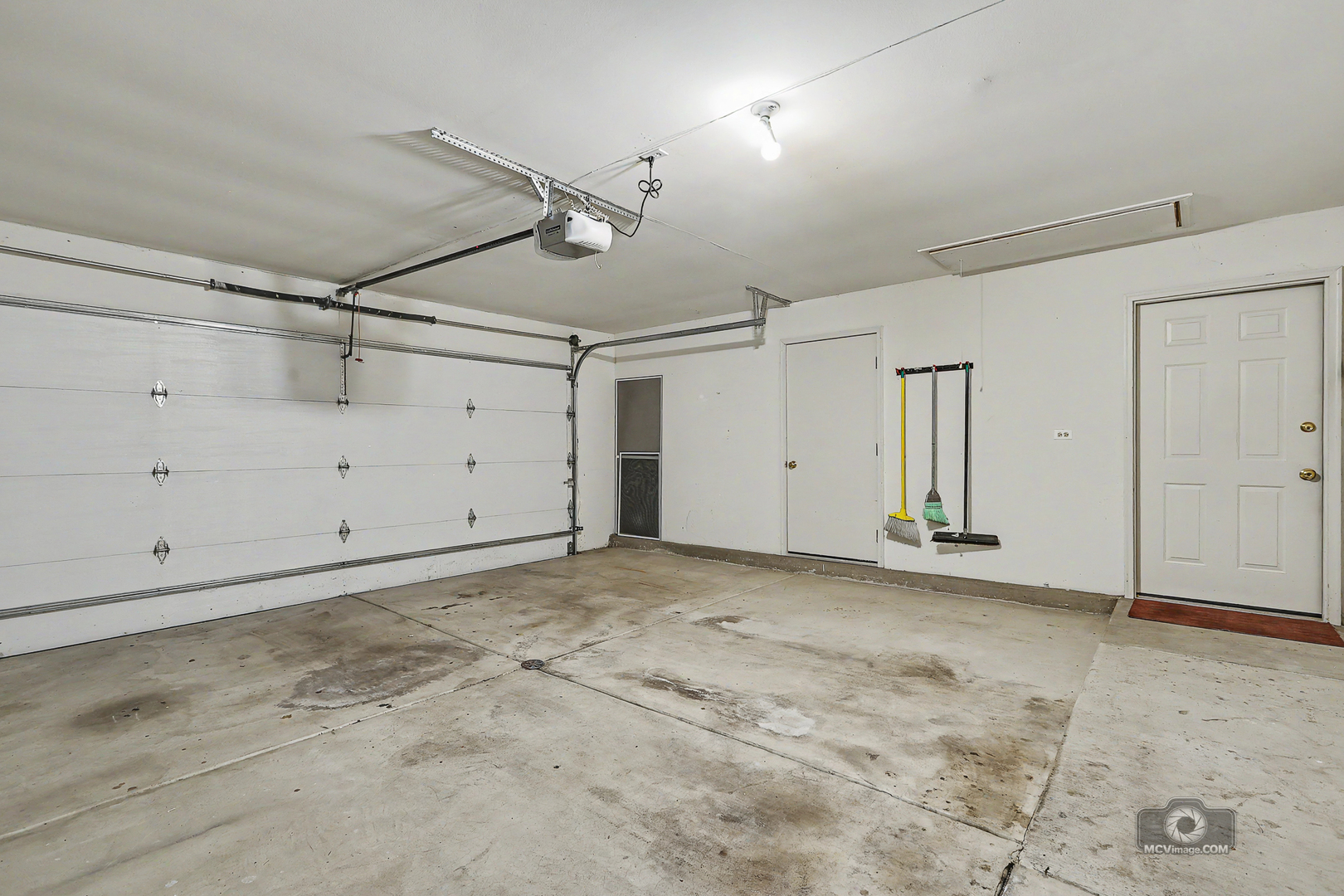 17849 Columbus Court Property Photo 20
