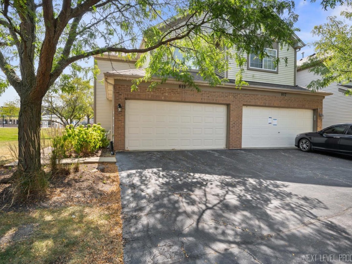 819 Asbury Drive Property Photo 1