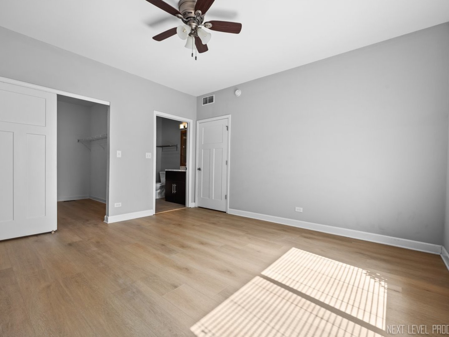 819 Asbury Drive Property Photo 14