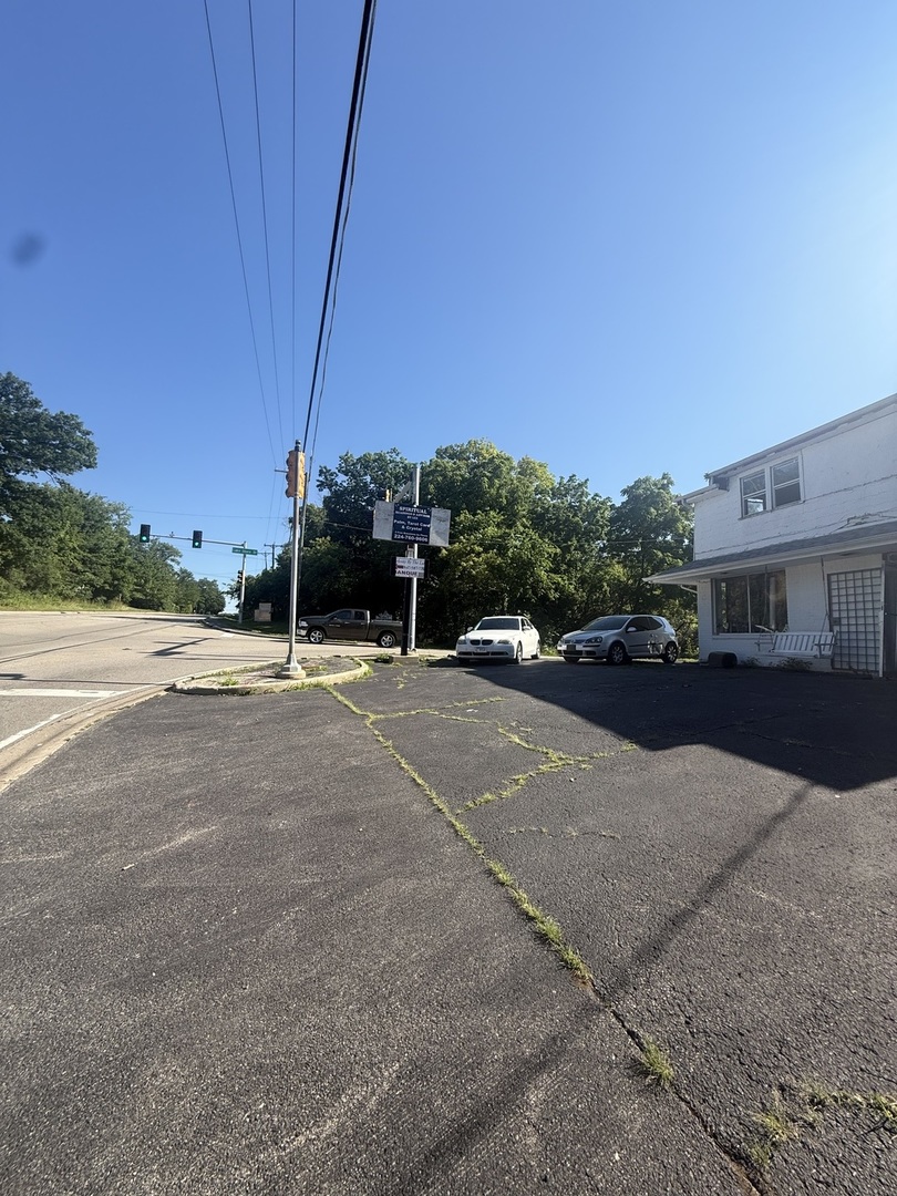 35485 N Fairfield Road Property Photo 2