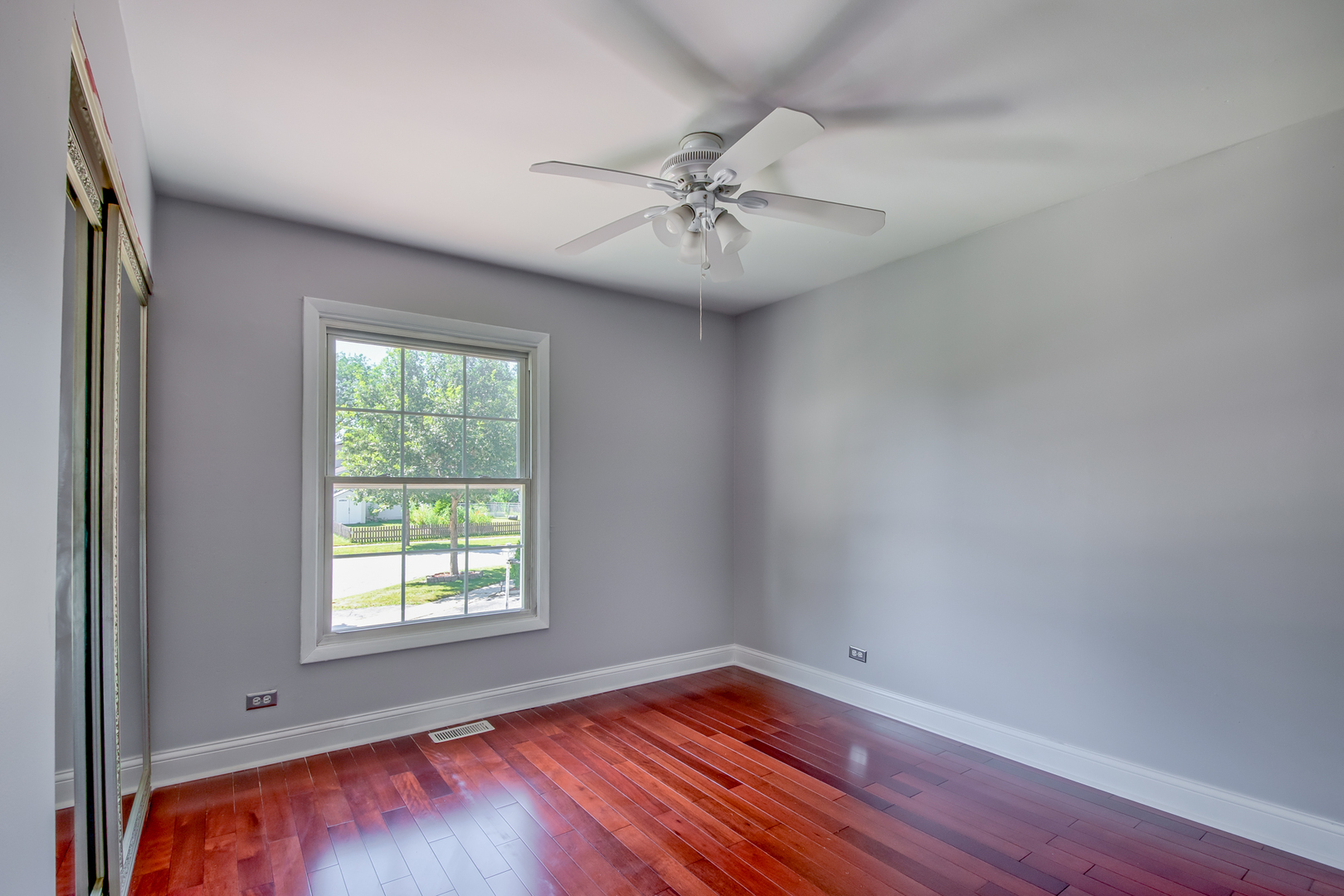 1099 Stratford Lane Property Photo 13