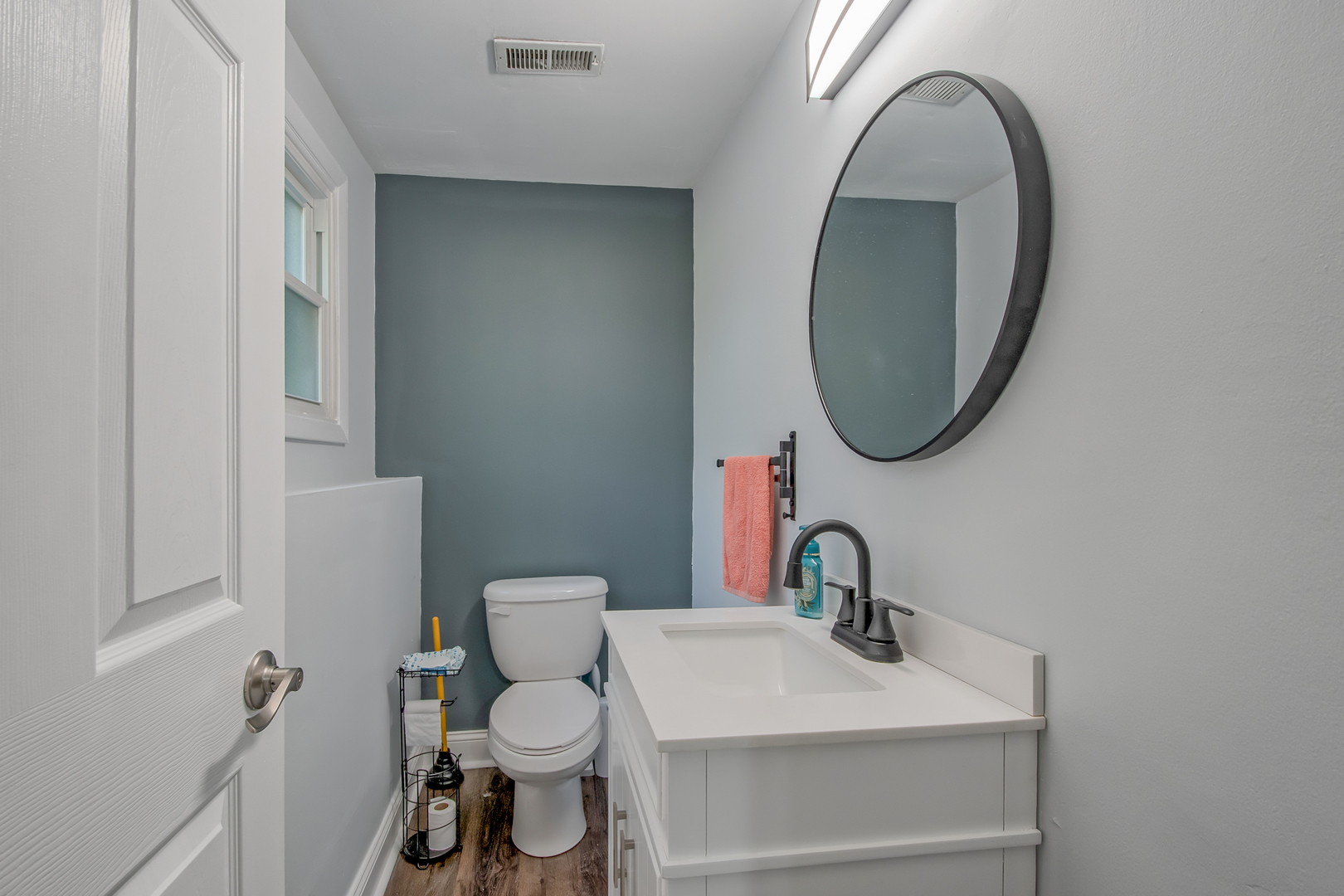 1099 Stratford Lane Property Photo 17