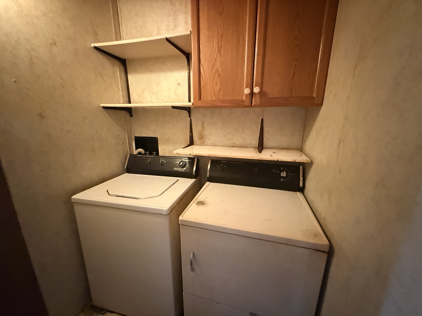 1712 S Dixie Highway 245 Property Photo 11