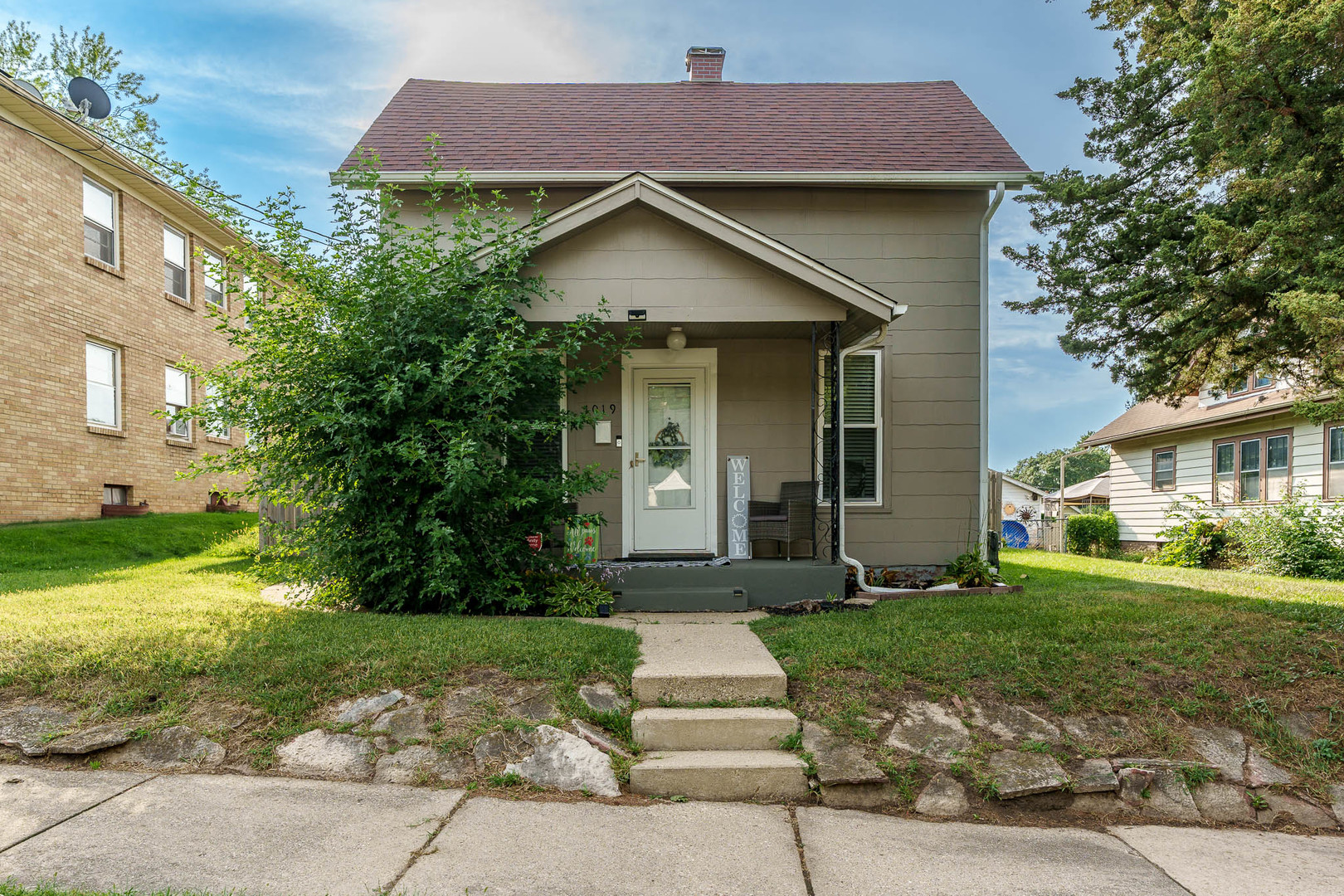 1019 17th Street Property Photo 1