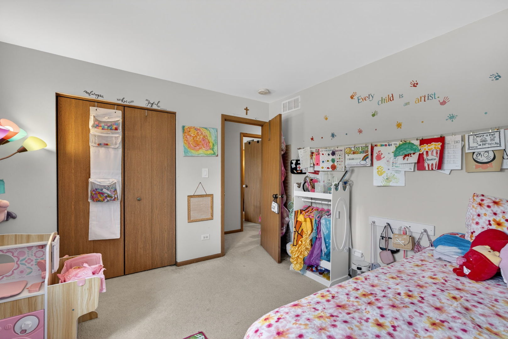 702 Longwood Court Property Photo 40