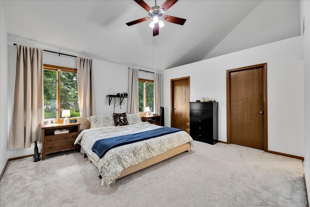 228 Whitetail Crossing Property Photo 13
