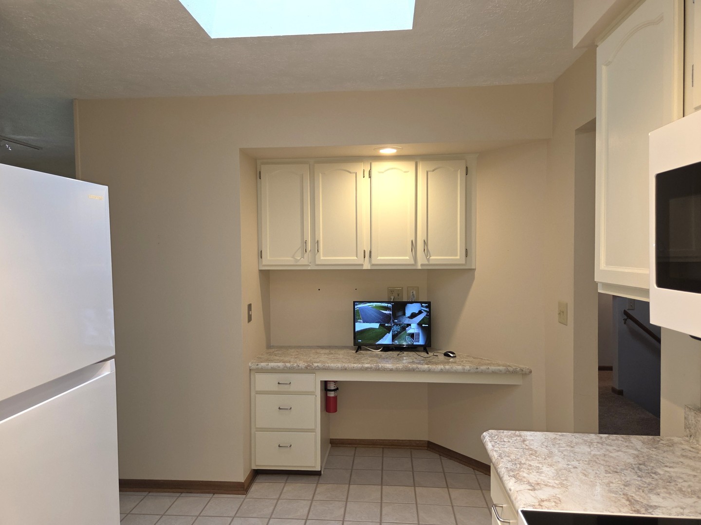 5811 Elaine Drive Property Photo 10