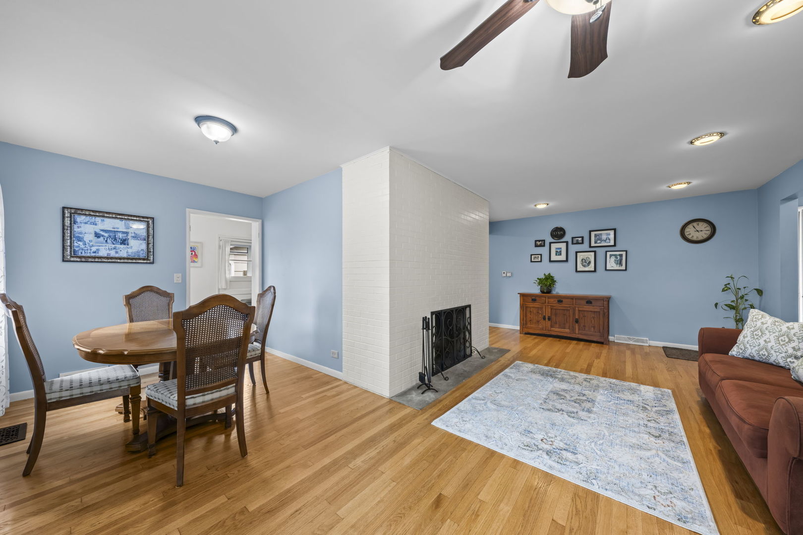 419 S Phelps Avenue Property Photo 5