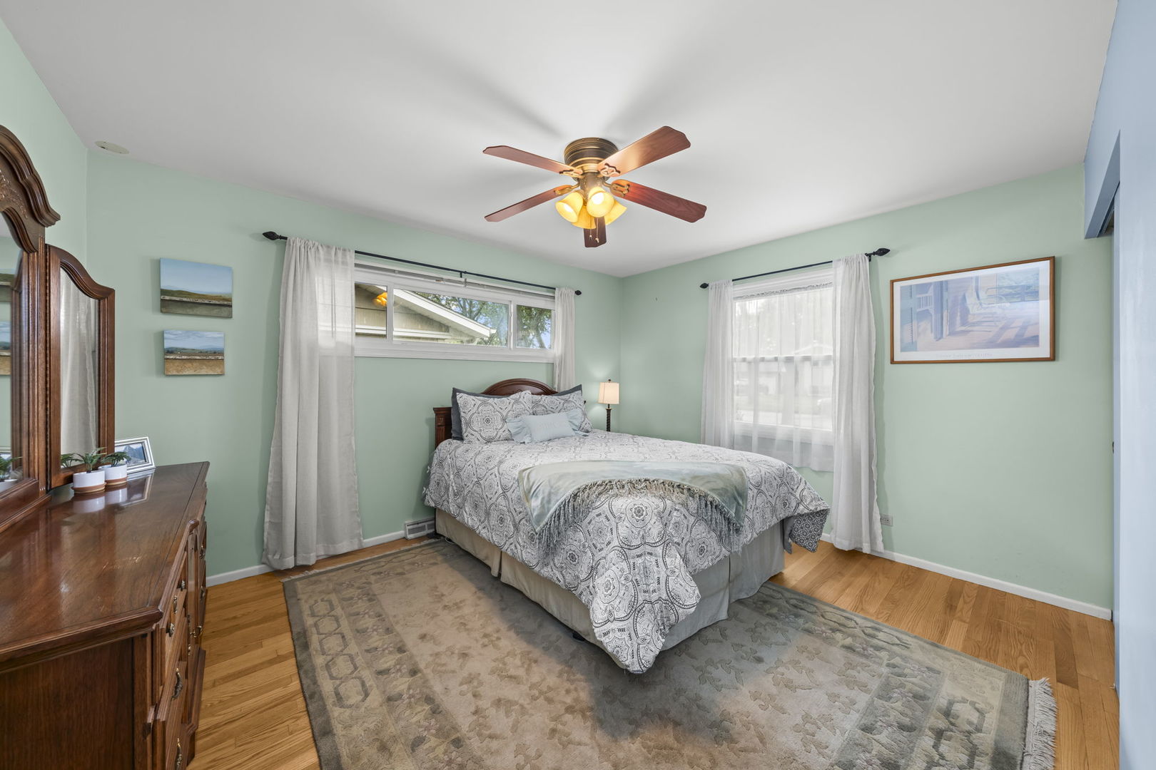 419 S Phelps Avenue Property Photo 13