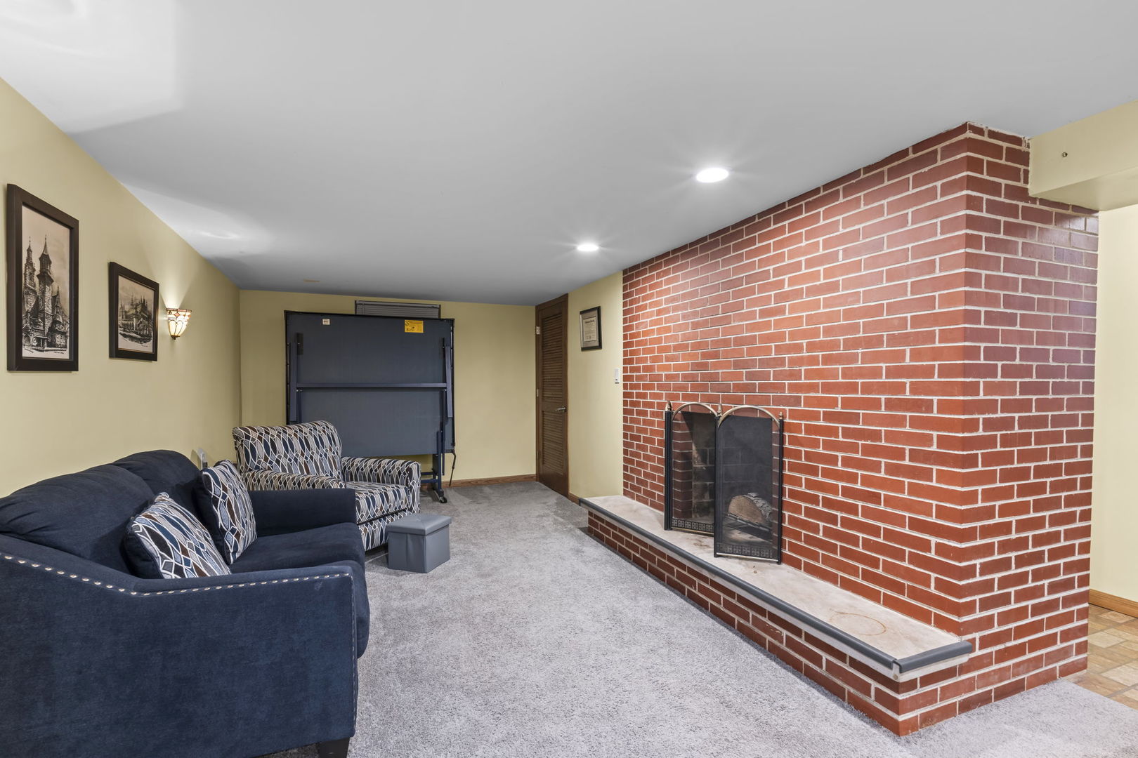 419 S Phelps Avenue Property Photo 22