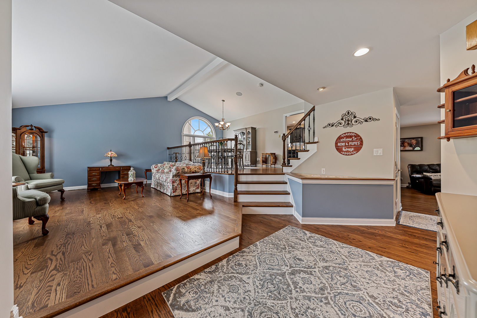 621 Vanderbilt Drive Property Photo 4