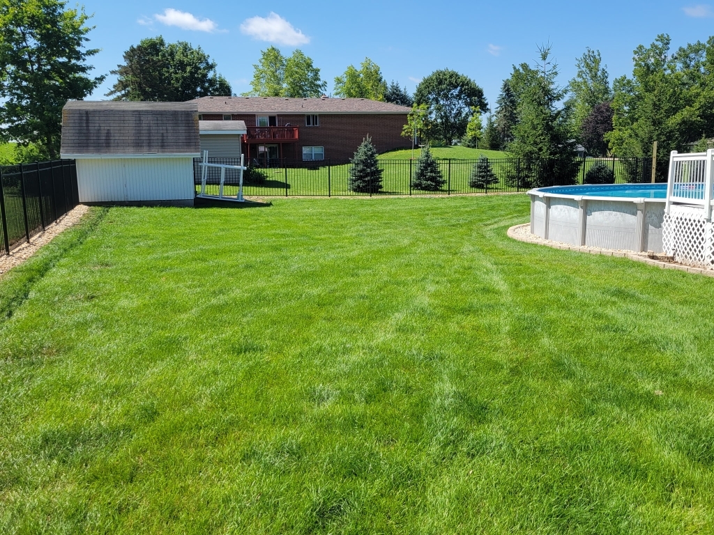 8546 Sunset Drive Property Photo 3