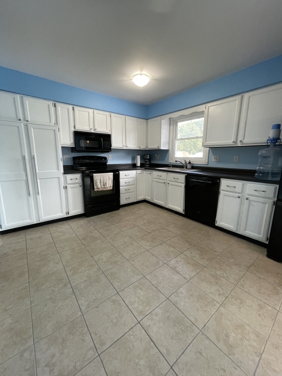 8546 Sunset Drive Property Photo 11