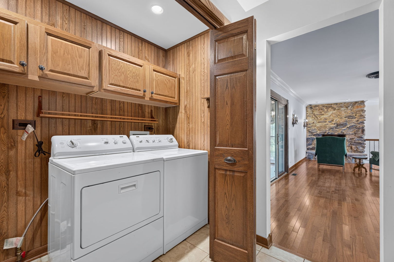 304 E Irving Park Road Property Photo 22
