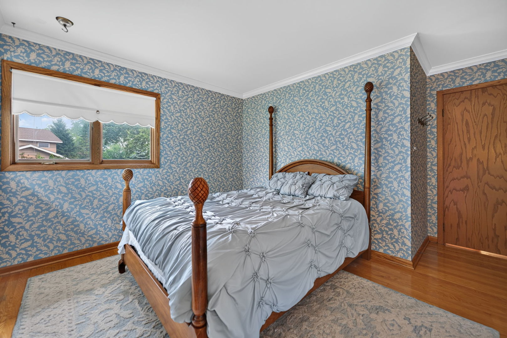 304 E Irving Park Road Property Photo 23