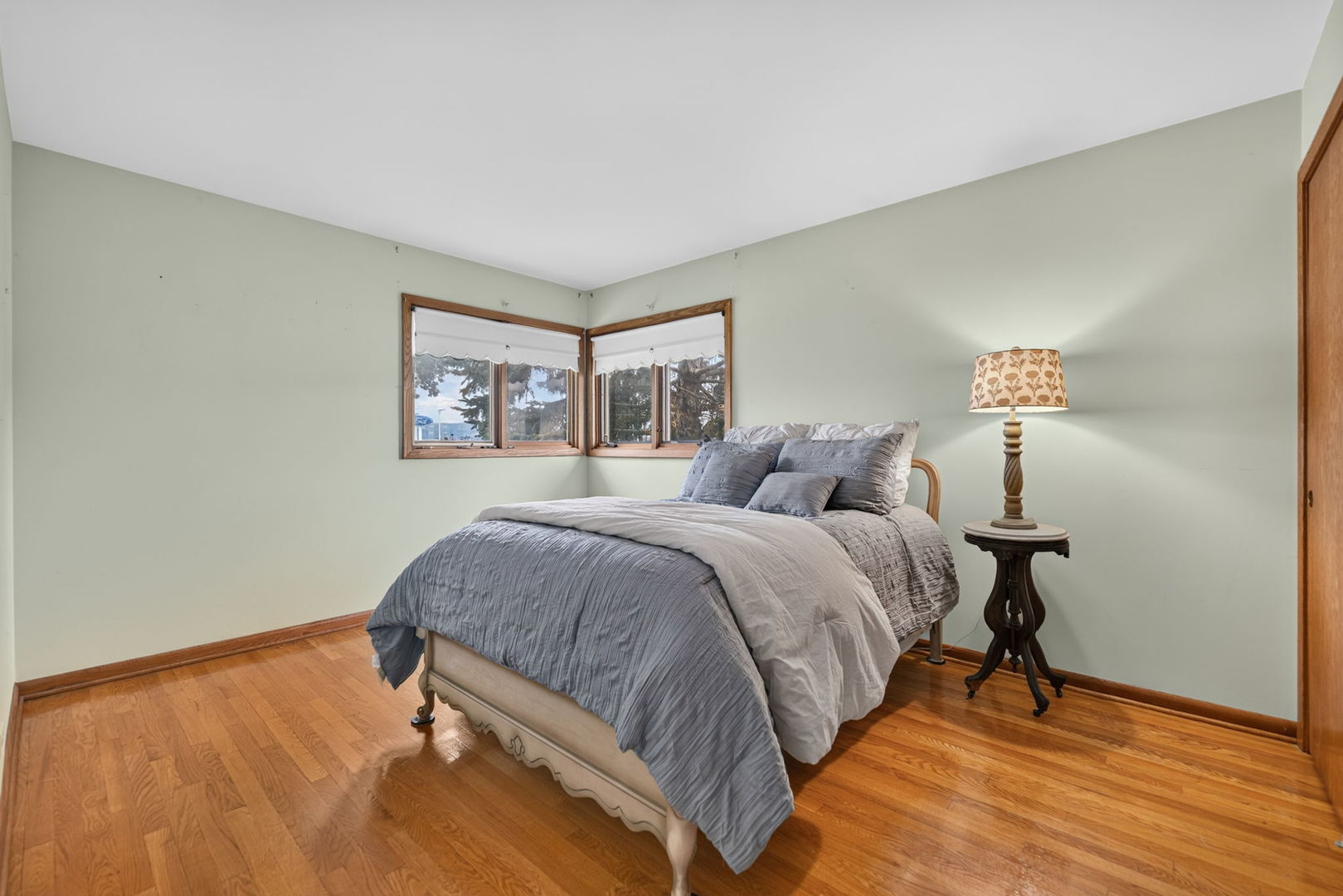 304 E Irving Park Road Property Photo 25