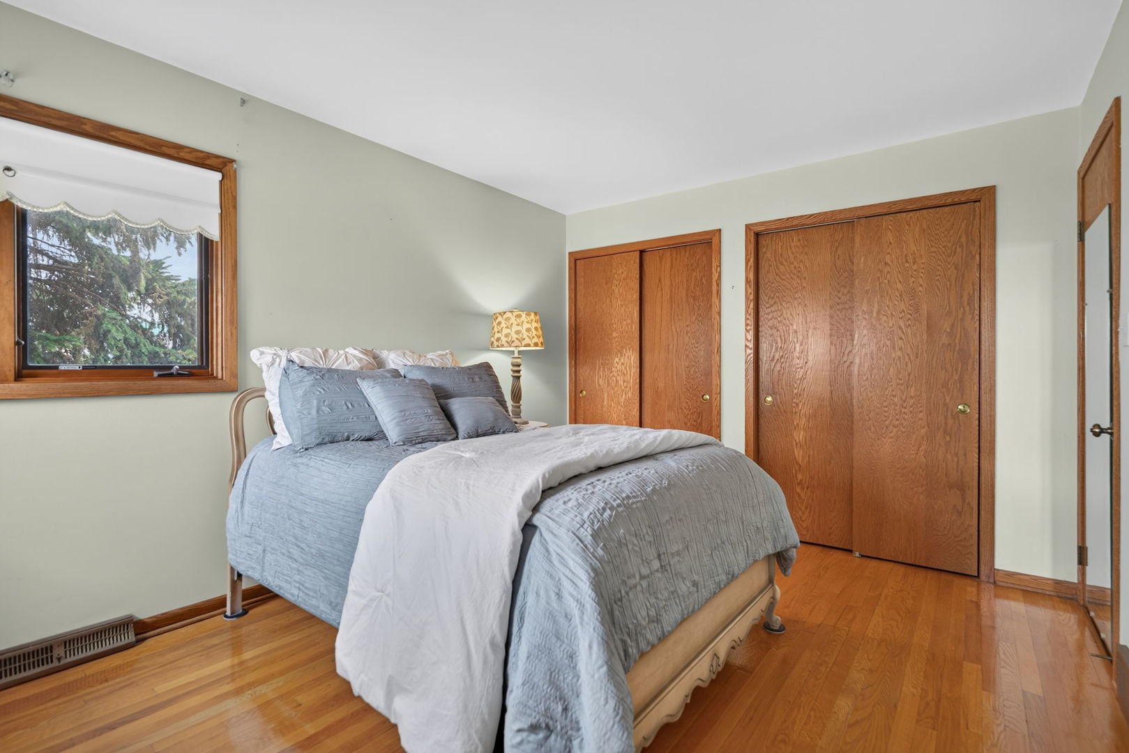 304 E Irving Park Road Property Photo 26