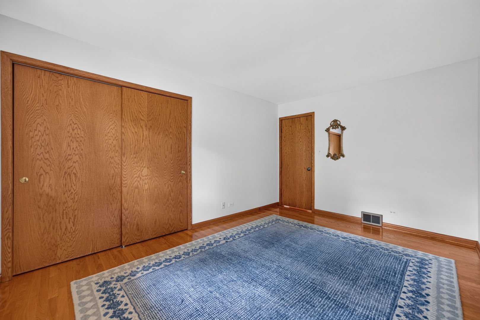 304 E Irving Park Road Property Photo 28