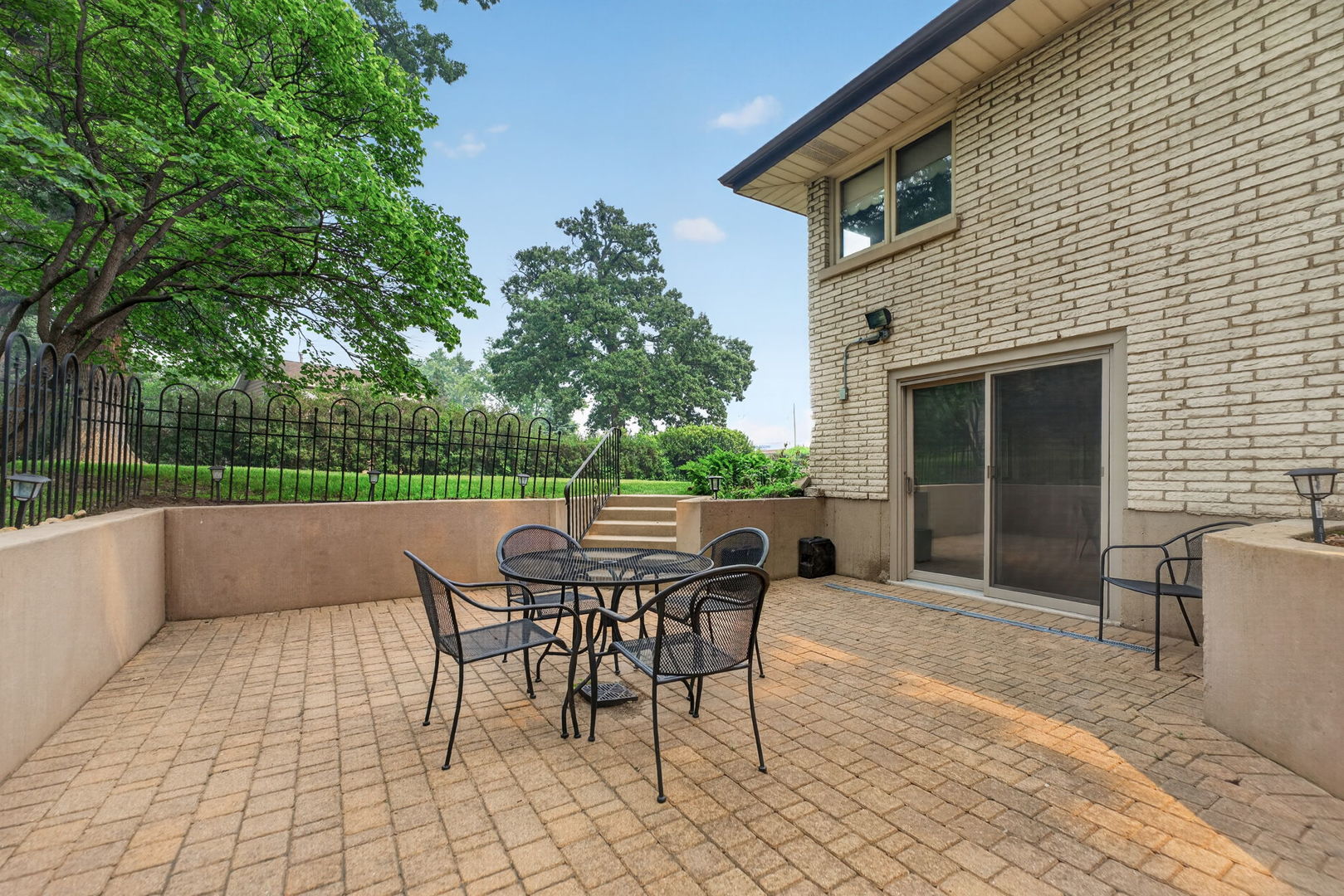 304 E Irving Park Road Property Photo 44