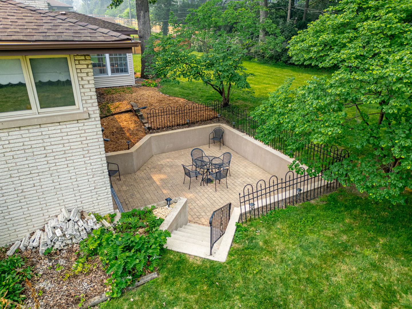 304 E Irving Park Road Property Photo 45