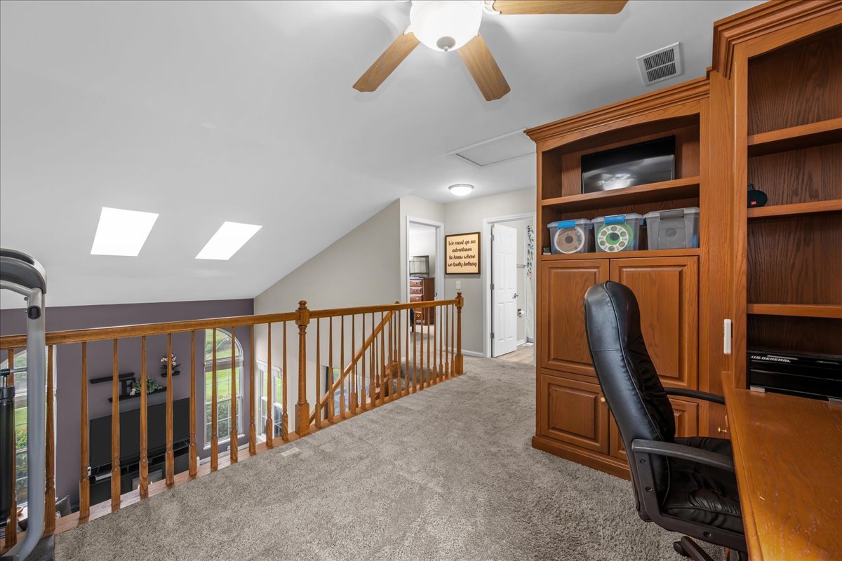 877 Wembley Court Property Photo 18
