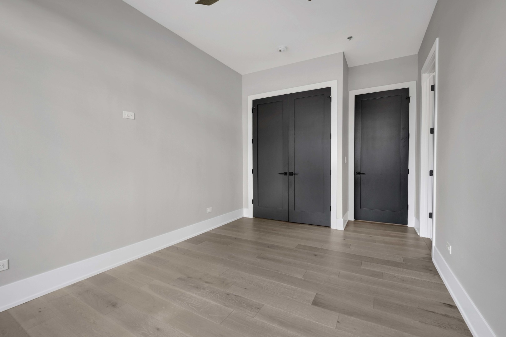 23 N Green Street 303 Property Photo 16