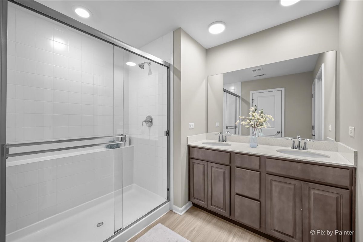 586 Cimmaron Circle Property Photo 17