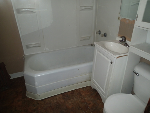 923 N Kedvale Avenue Property Photo 5