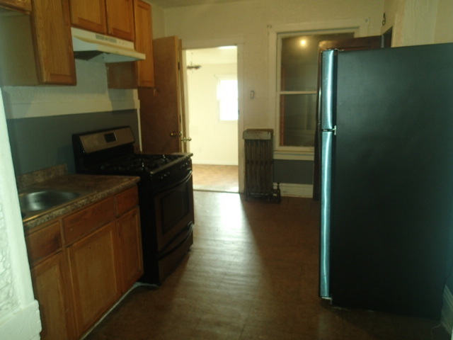 923 N Kedvale Avenue Property Photo 9