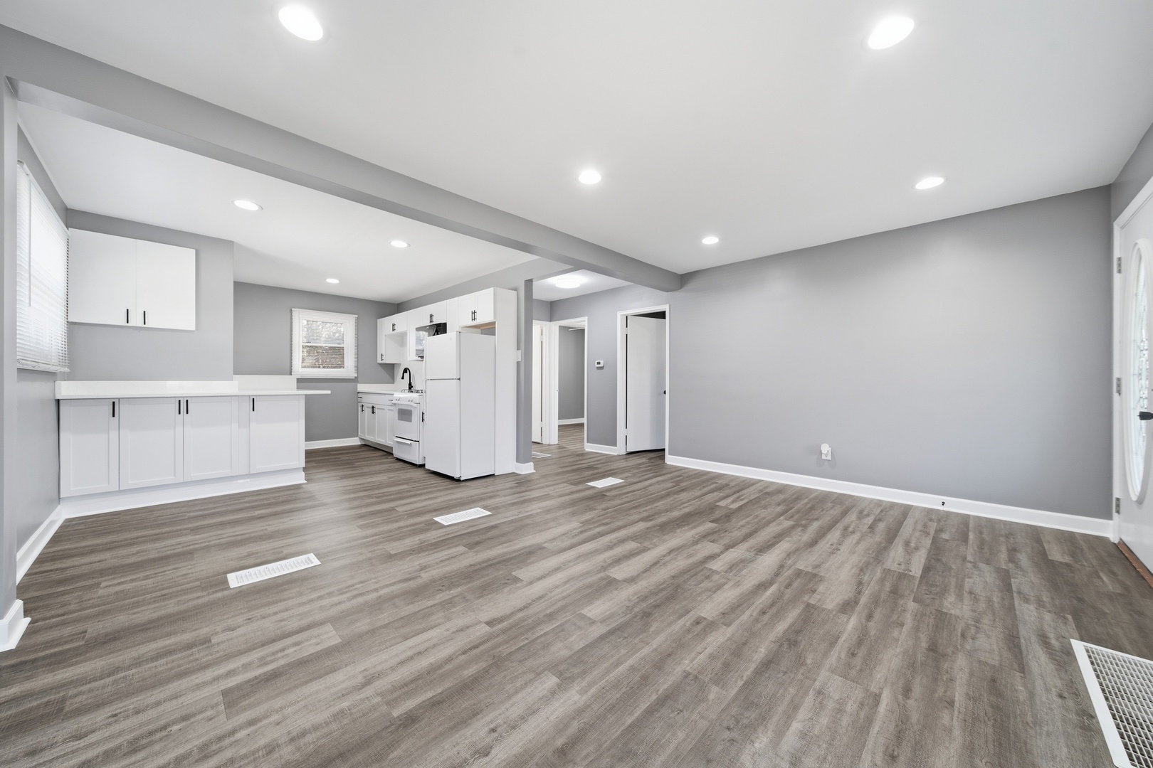 17617 Burnham Avenue Property Photo 6