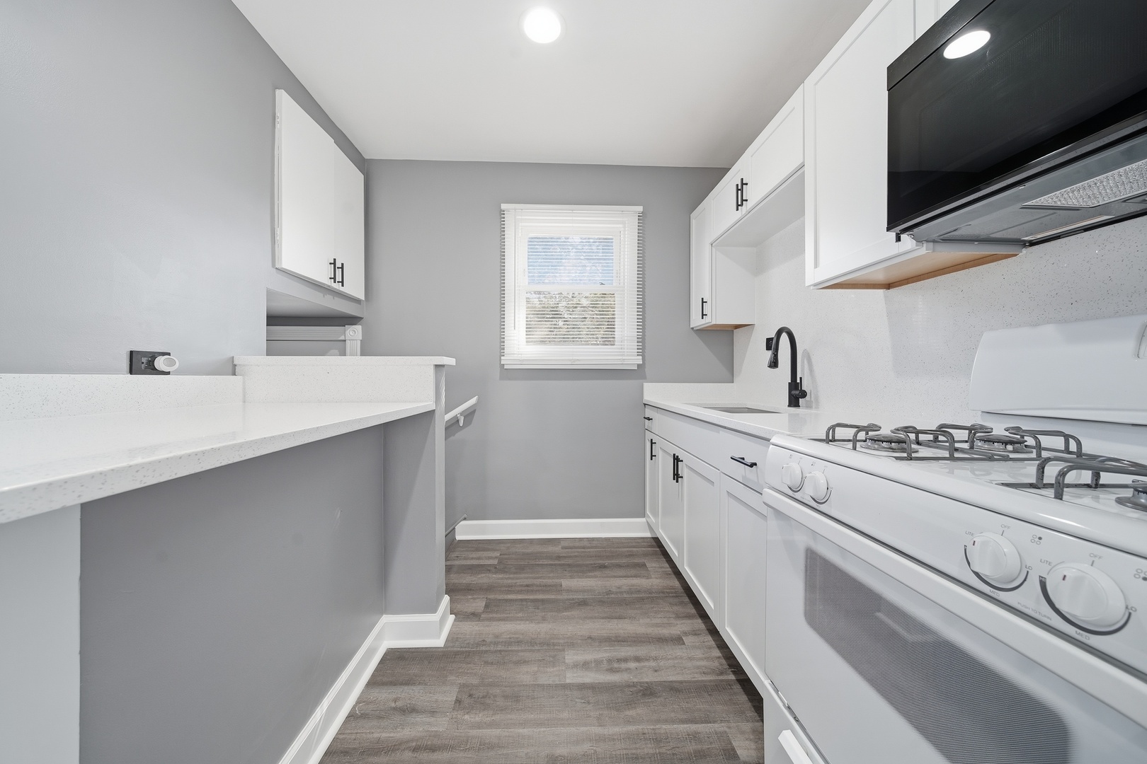 17617 Burnham Avenue Property Photo 11