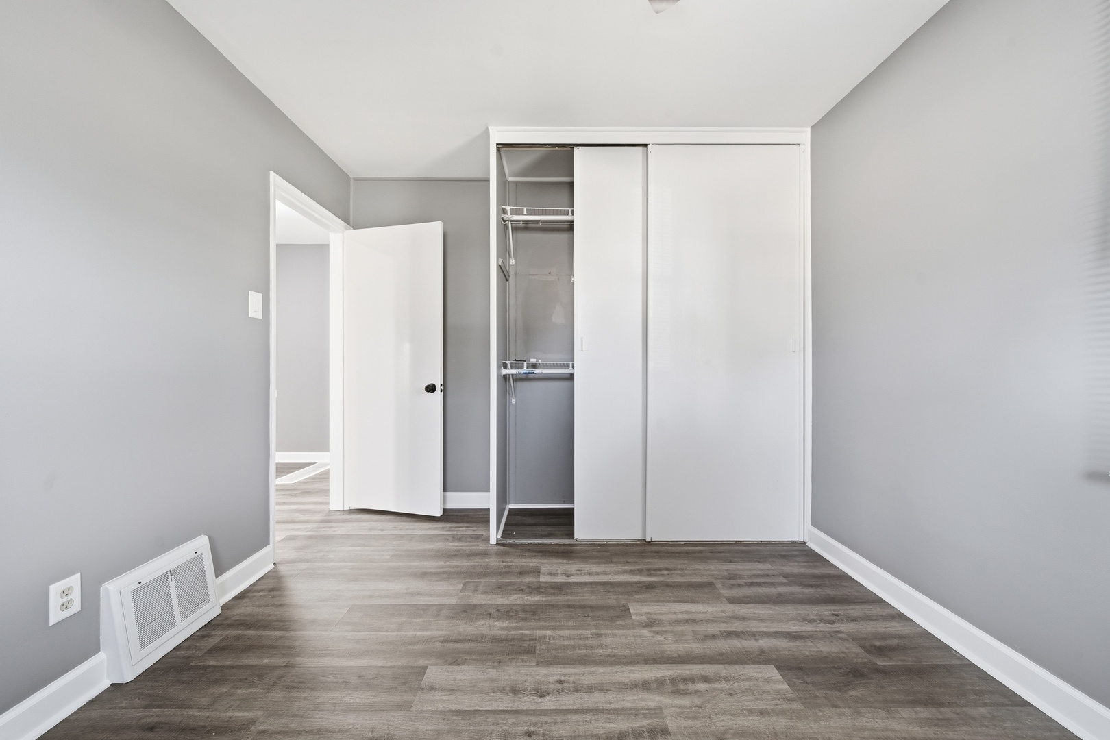 17617 Burnham Avenue Property Photo 18