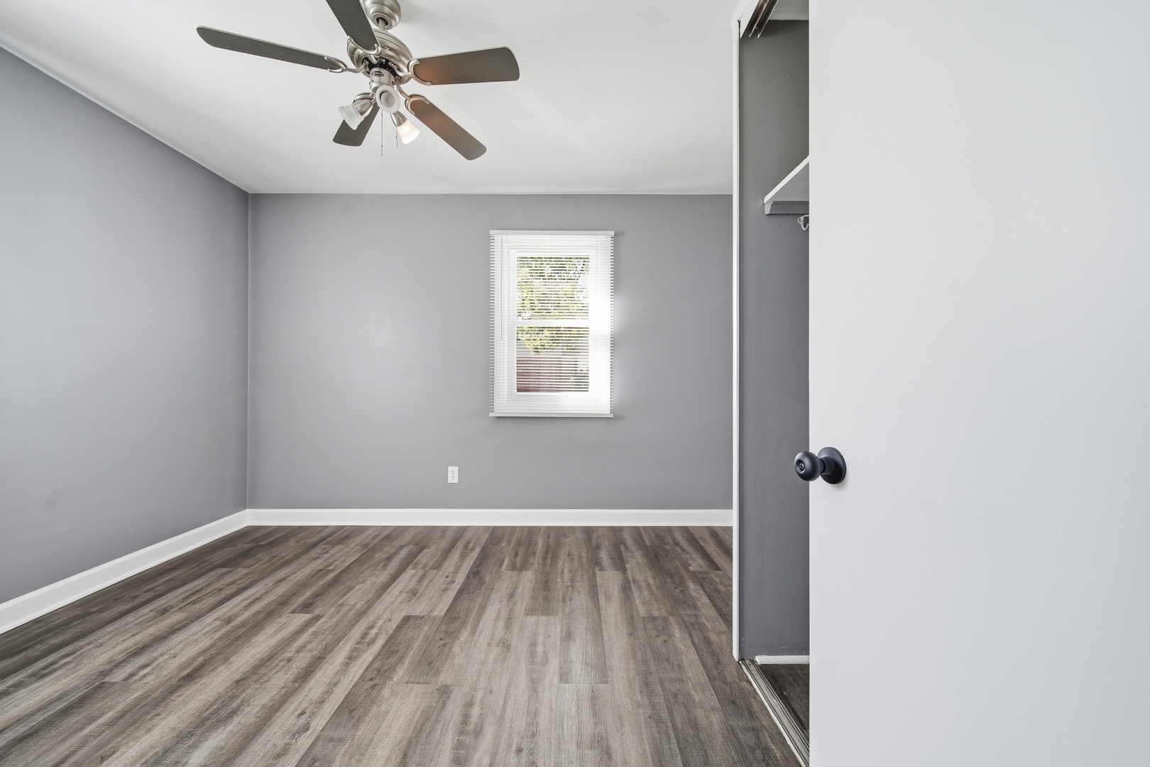 17617 Burnham Avenue Property Photo 20