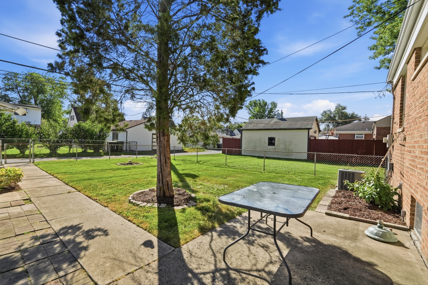 17617 Burnham Avenue Property Photo 36