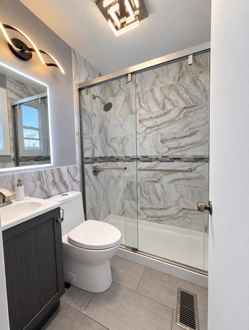 3344 N Ozanam Avenue Property Photo 13