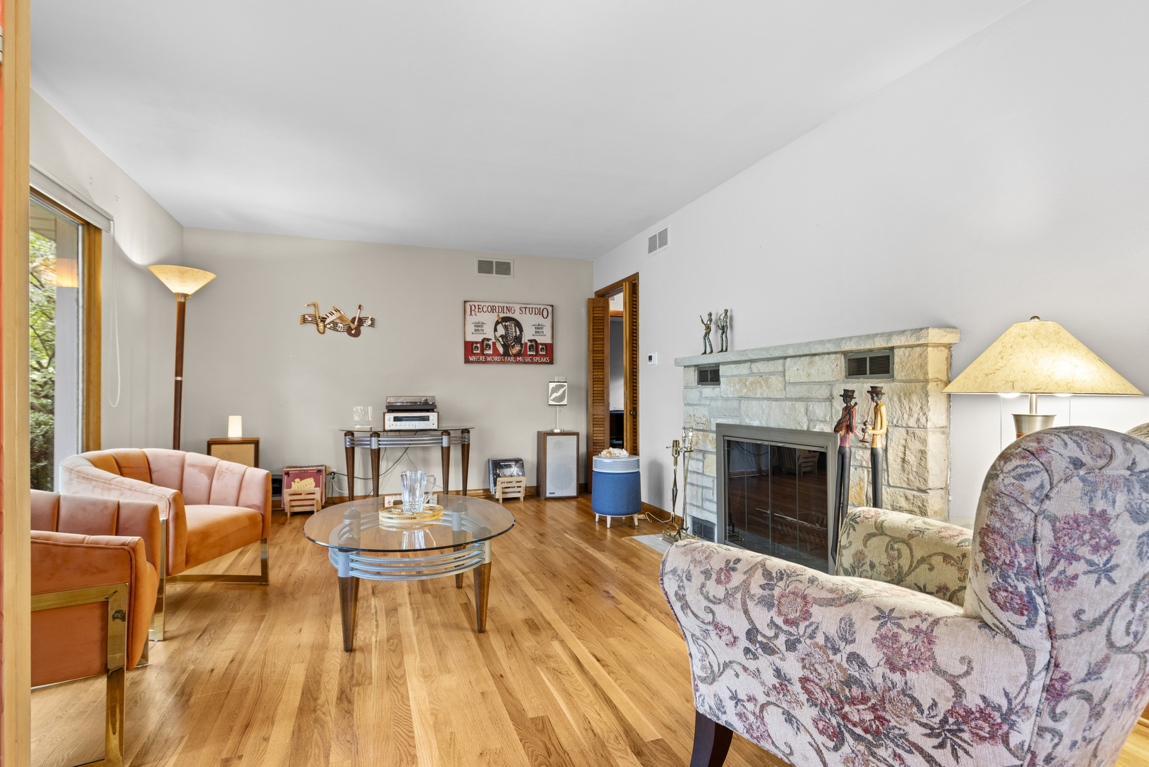 713 Coolidge Place Property Photo 3