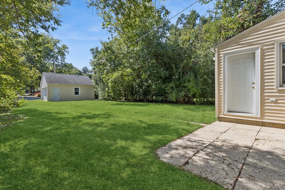 1947 Lake Avenue Property Photo 49