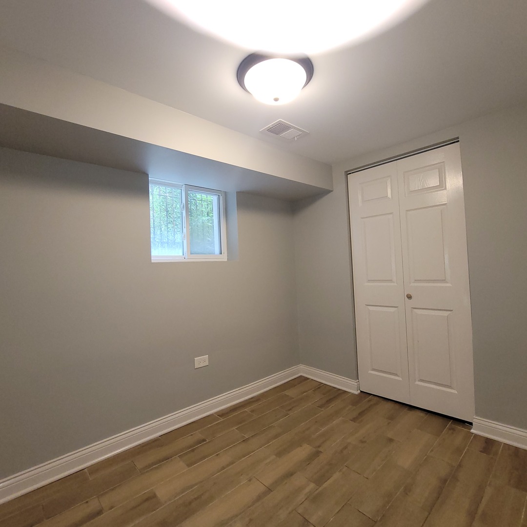 1916 S Harding Avenue 1 Property Photo 7