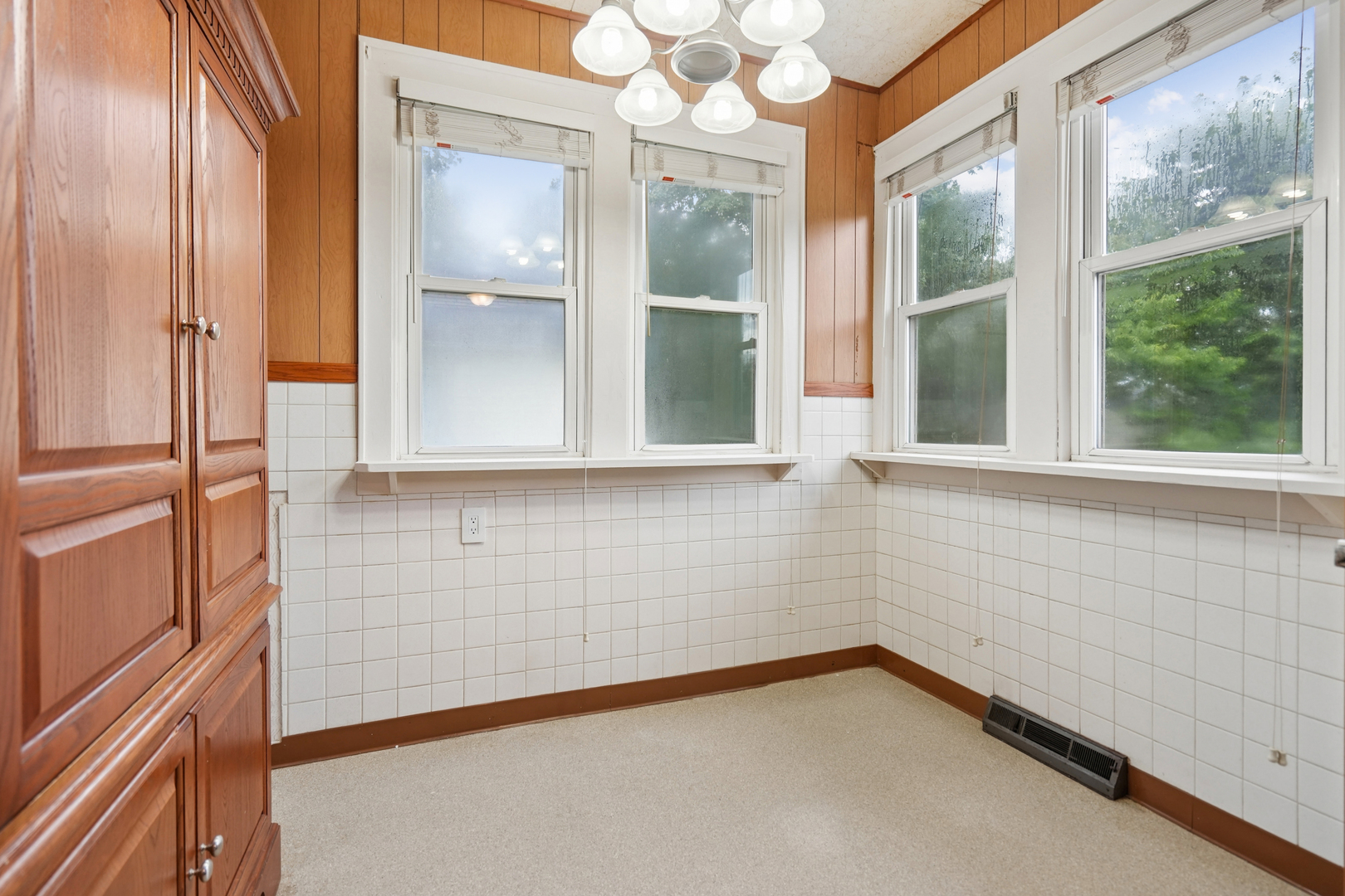1530 33rd Street Property Photo 12