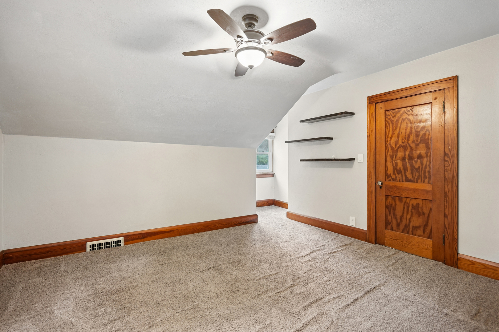 1530 33rd Street Property Photo 15