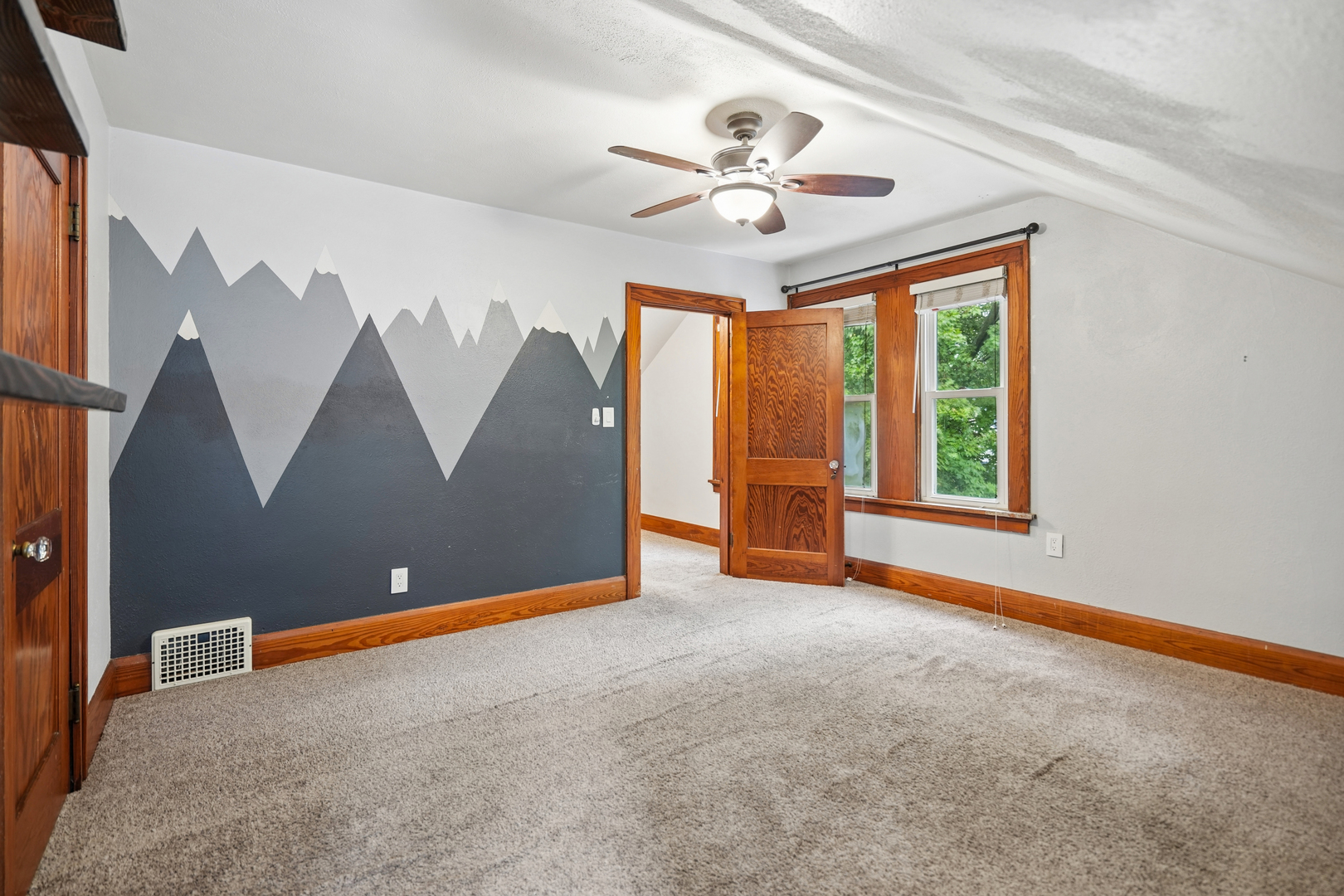 1530 33rd Street Property Photo 16