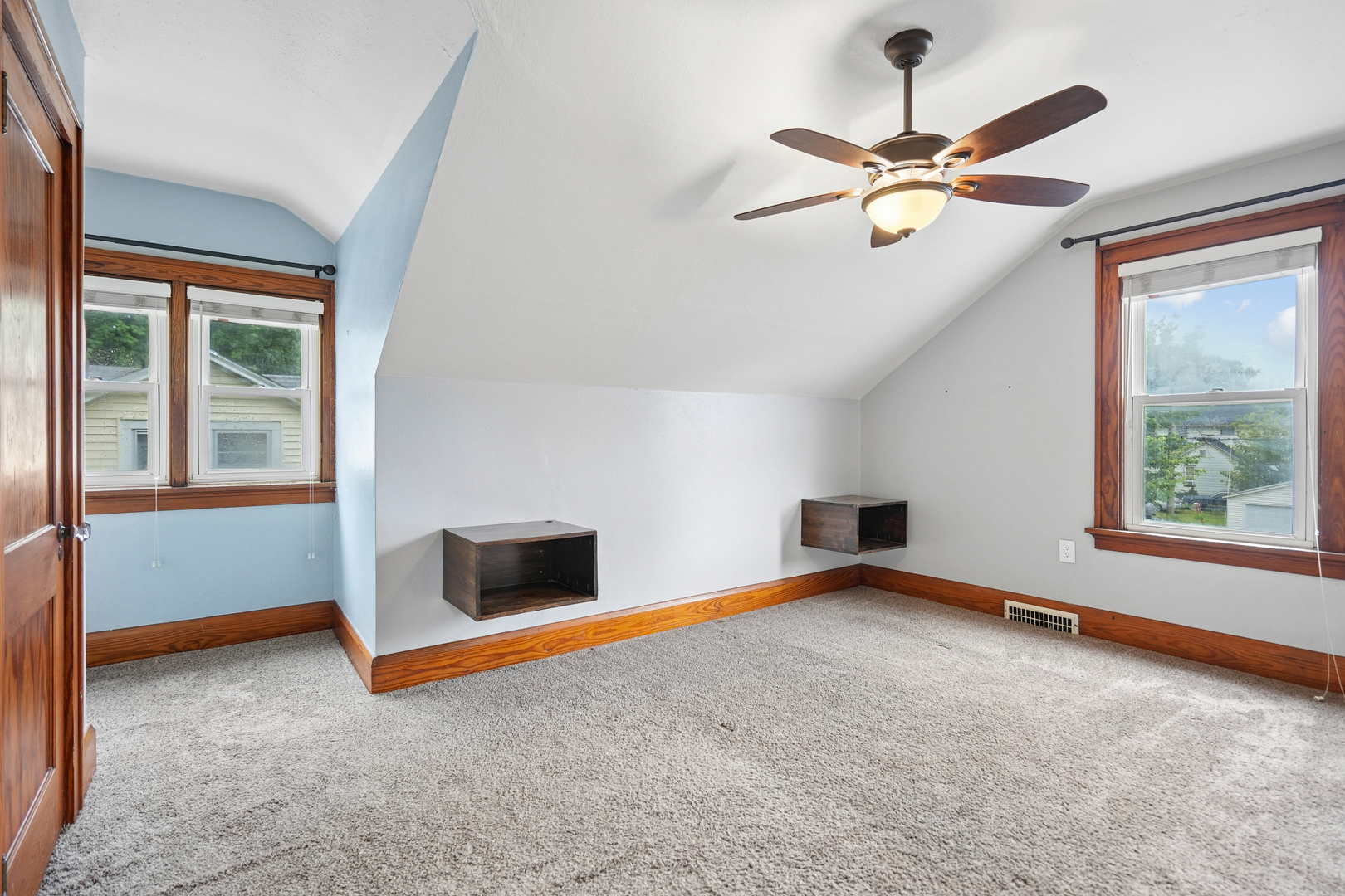 1530 33rd Street Property Photo 18