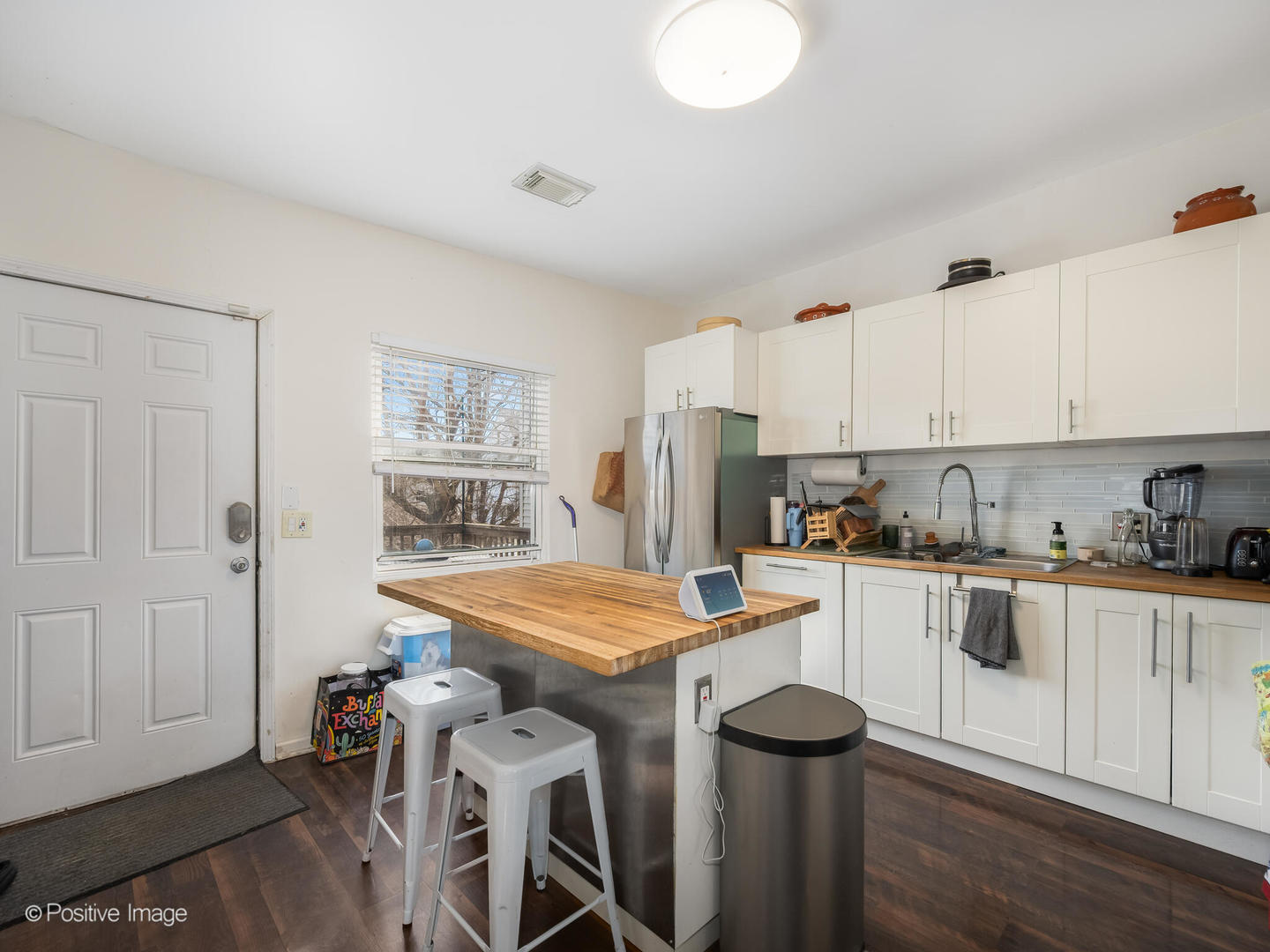 3611 W Diversey Avenue Property Photo 6