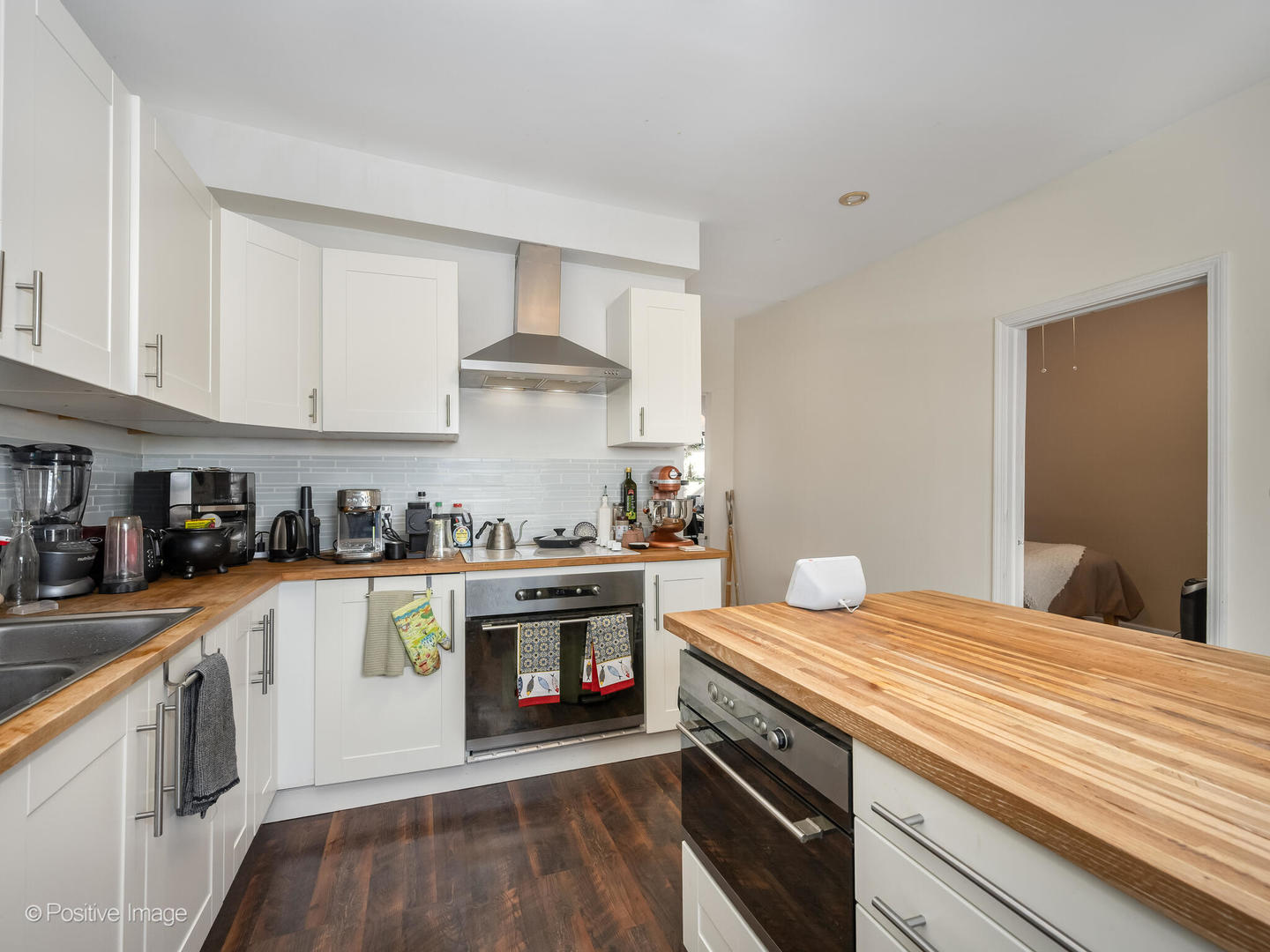 3611 W Diversey Avenue Property Photo 8