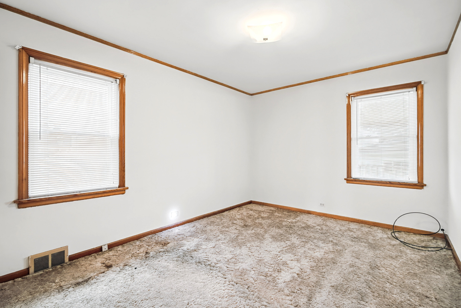 7433 N Oriole Avenue Property Photo 11