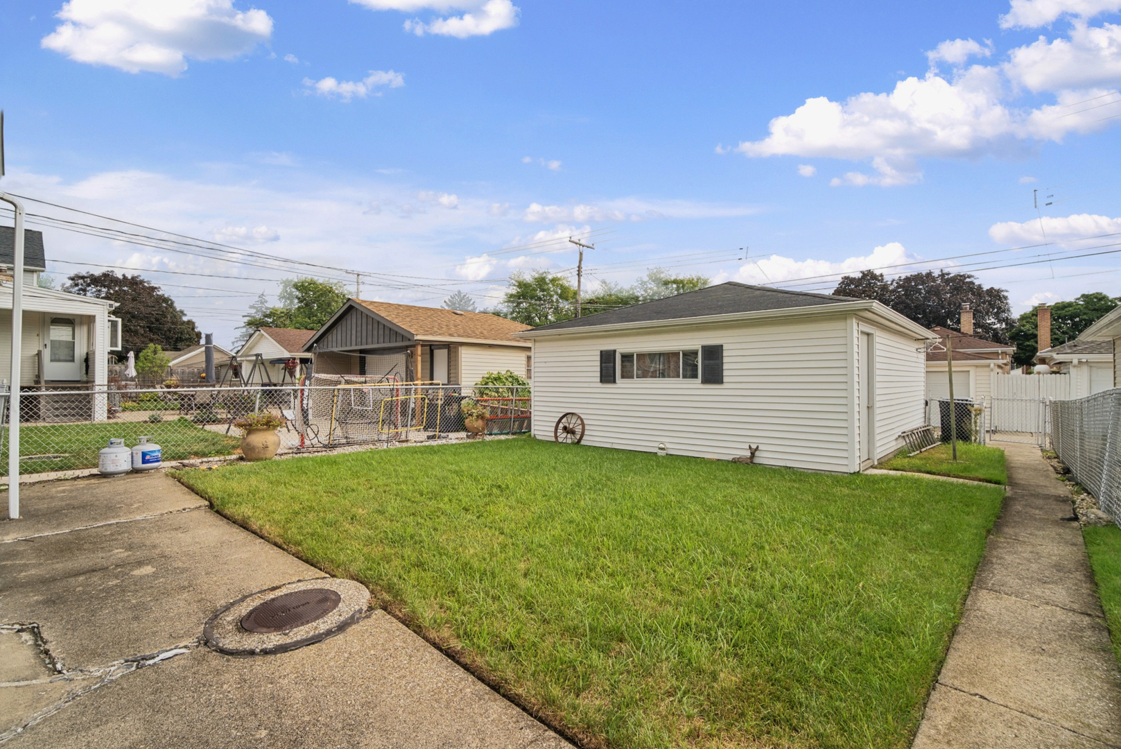 7433 N Oriole Avenue Property Photo 20