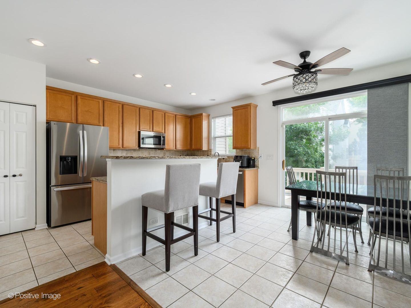 5566 Cloverdale Road Property Photo 7