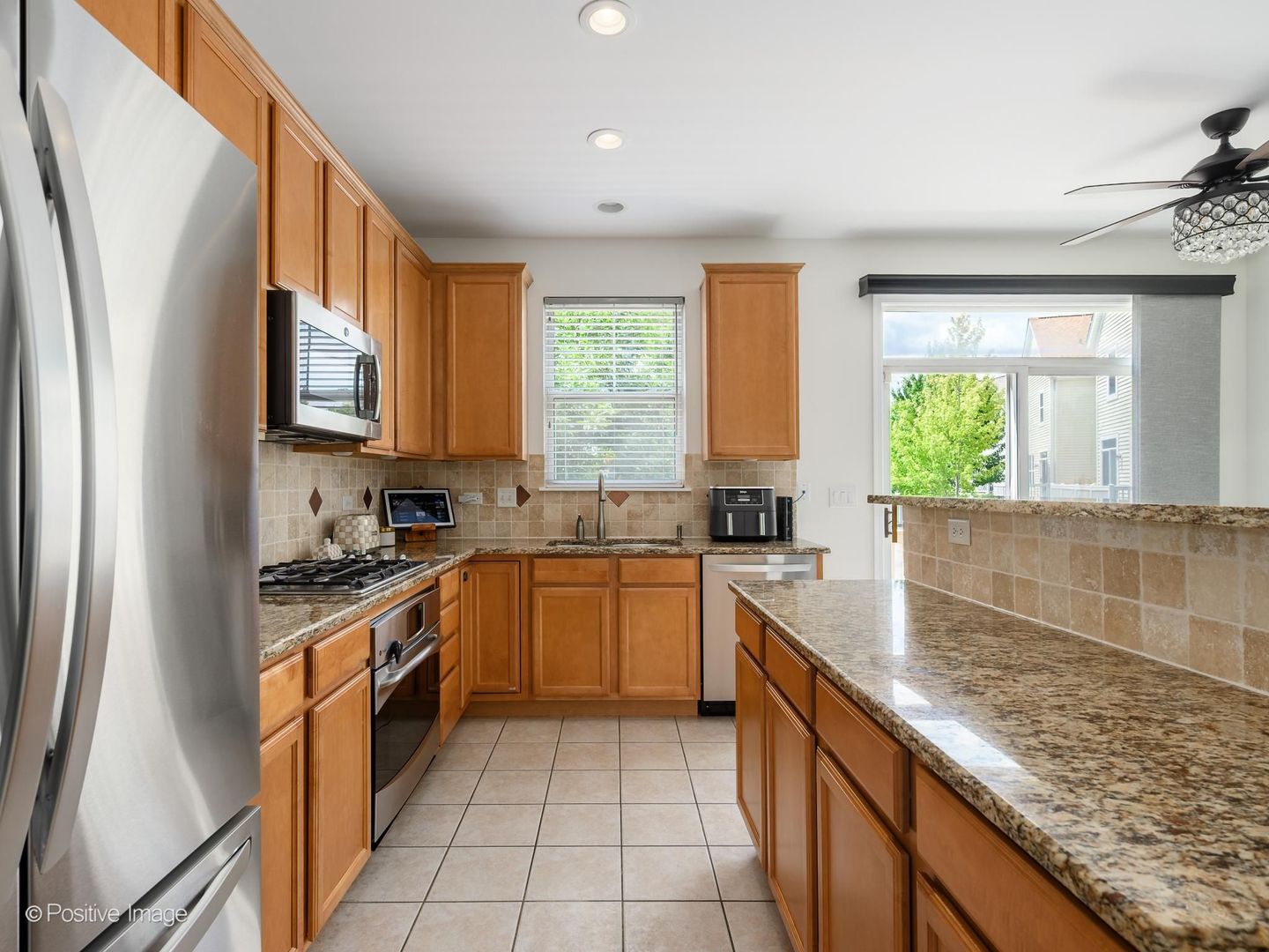 5566 Cloverdale Road Property Photo 9