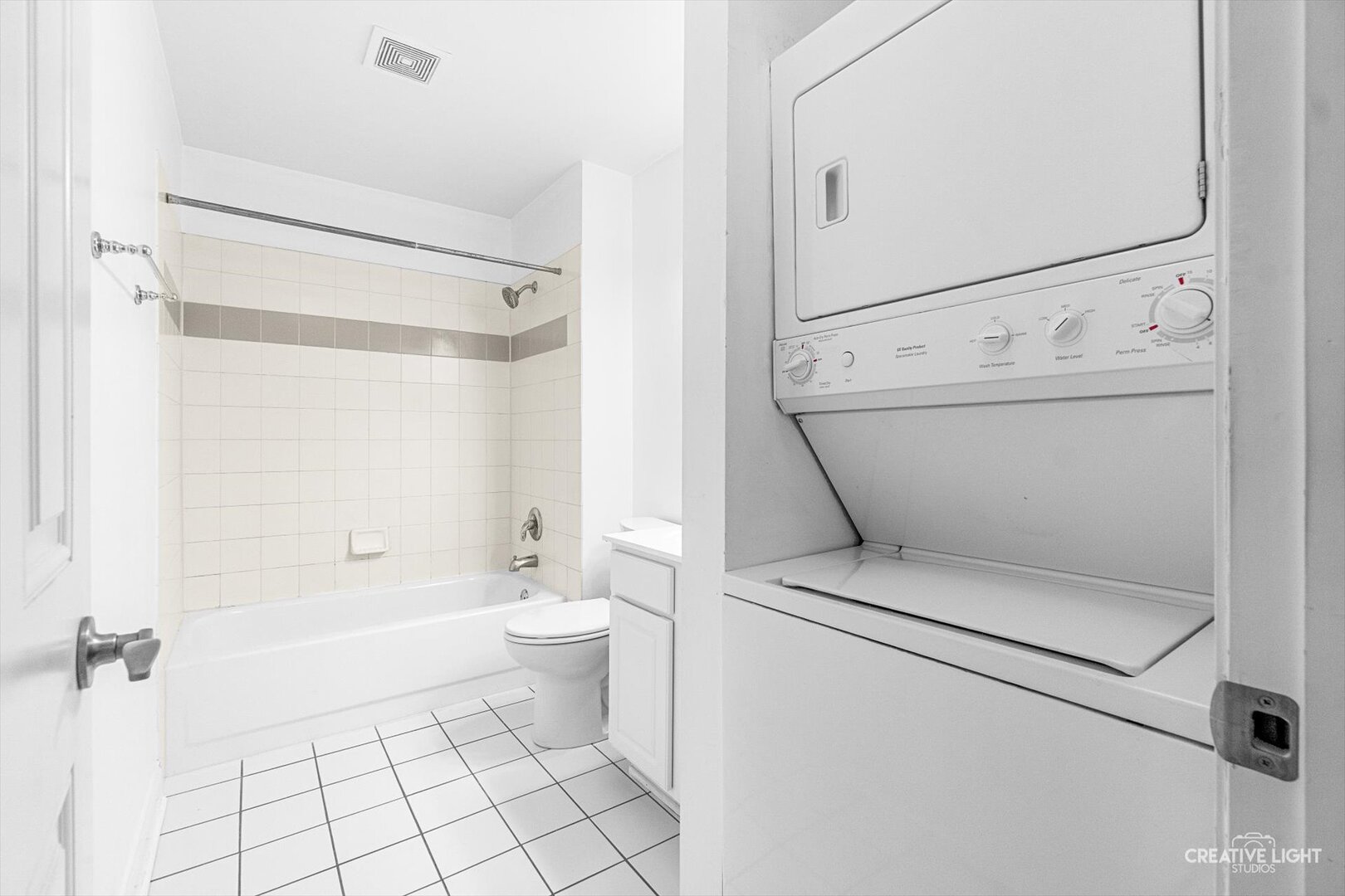39 Foxcroft Road 203 Property Photo 8